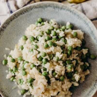 Peas Pulao Daig